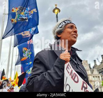 London, United Kingdom. 28th May 2022. Sri Lankans demonstrate in Parliament Square, London, for the removal of the current autocratic, corrupt government headed by Gotabhaya Rajapaksa in their country. The country is bankrupt and without essential food, electricity, fuel, gas and important medicines for almost two months. Stock Photo