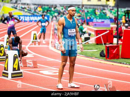 May 28, 2022 Eugene OR USA: Michael Norman waiting at the starting blocks for the 400 meter race during the Nike Prefontaine Classic at Hayward Field Eugene, OR Thurman James/CSM Stock Photo