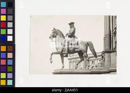 1st, Maria-Theresien-Platz-Maria-Theresien-Themmal-Equestrian statements of the general-detailed view of the Khevenhüller riding position. Bruno Reiffenstein (1869-1951), photographer Stock Photo