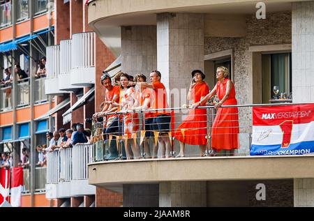 Monaco. 29th May, 2022. MONTE-CARLO - Spectators during the race of the F1 Monaco Grand Prix at Circuit de Monaco on May 29, 2022 in Monte-Carlo, Monaco. REMKO DE WAAL Credit: ANP/Alamy Live News Stock Photo