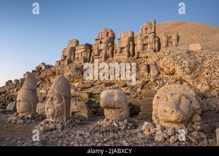 Antique statues on Nemrut mountain, Turkey Stock Photo