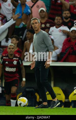 RIO DE JANEIRO, BRAZIL - MAY 21: Paulo Sousa Head Coach of Flamengo reacts  ,during the match between Flamengo and Goias as part of Brasileirao Series  A 2022 at Maracana Stadium on