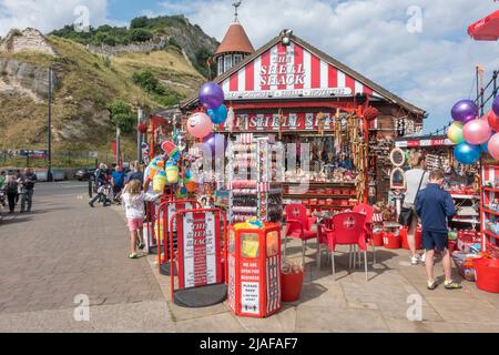 The Shell Shack on the harbour wall in Scarborough, North Yorkshire, UK. Stock Photo