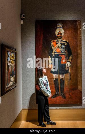 London, UK. 30th May, 2022. Fritz Munich (German, 20th Century), Maharajah Yadavindra Singh of Patiala, est £20,000 - £30,000 - A preview of Bonhams' India in Art sale in New Bond Street. The sale takes place on 7th June 2022. Credit: Guy Bell/Alamy Live News Stock Photo