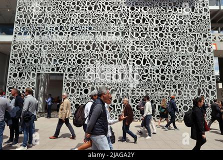 Paris, France. 30th May, 2022. Visitors to Roland Garros stroll in between courts during the French Tennis Open match at Roland Garros near Paris, France, on Monday, May 30, 2022. Photo by Maya Vidon-White/UPI Credit: UPI/Alamy Live News Stock Photo