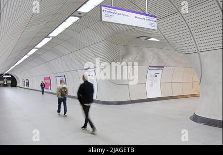London, UK. Underground access tunnels at the new Tottenham Court Road Elizabeth line (Crossrail) station Stock Photo