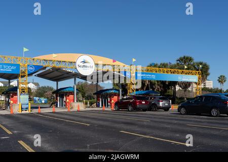 Orlando, Fl, USA - January 6, 2022: The entrance to SeaWorld in Orlando, Fl, USA. Stock Photo