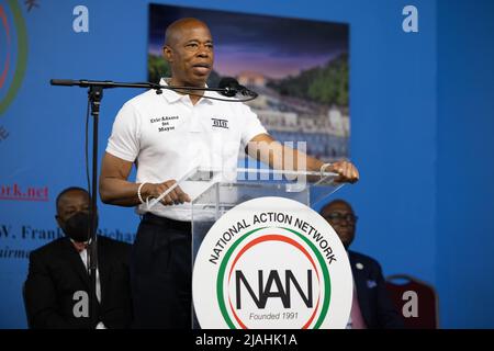 NEW YORK, N.Y. – June 12, 2021: New York City mayoral candidate Eric Adams campaigns at the National Action Network House of Justice Headquarters. Stock Photo