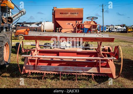 Fort Meade, FL - February 23, 2022: 1959 Massey Harris 35 Combine Harvester at local tractor show Stock Photo