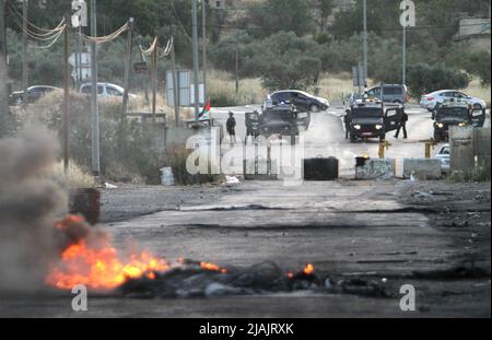 Nablus, Palestine. 27th May, 2022. Israeli soldiers seen during a demonstration against Israeli settlements in the village of Beita, near the West Bank city of Nablus. Credit: SOPA Images Limited/Alamy Live News Stock Photo