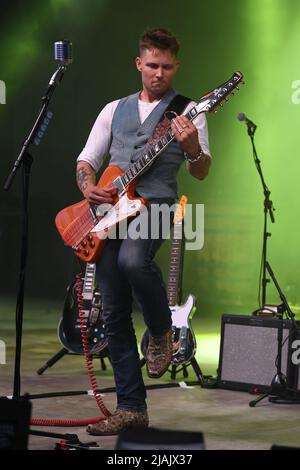 Pompano Beach FL, USA. 29th May, 2022. Frankie Ballard performs at The Pompano Beach Amphitheater on May 29, 2022 in Pompano Beach, Florida. Credit: Mpi04/Media Punch/Alamy Live News Stock Photo