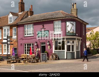 The Anchor public house, Woodbridge, Suffolk, England, UK dark storm clouds in sky Stock Photo