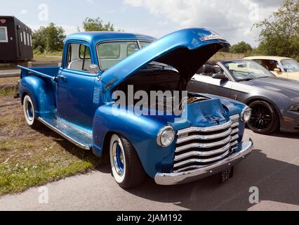 Three-quarter Front View of a  Blue, 1950, Chevrolet Thriftmaster 3100  Light Truck, on display at the Deal Classic Car Show 2022 Stock Photo
