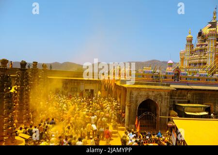 Somvati Amavasya (a certain new moon day) at Khandoba Temple of Jejuri,  Pune, India : r/pics