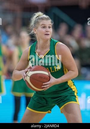 Newcastle, Australia. 31st May, 2022. Shyla Heal of Australia Women's Basketball Team seen in action during Game 3 of the Friendly International Women Series match between Australia Women's Basketball Team against the Japan Women's Basketball Team at The Newcastle Entertainment Centre. Final score; Australia 67:69 Japan. Credit: SOPA Images Limited/Alamy Live News Stock Photo