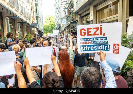 Gezi Park protest in Istanbul on May 31, 2022. Demonstrators with protest signs demanding civil rights.  Beyoglu, Taksim, Istanbul, Turkey Stock Photo