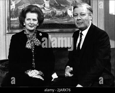 In Bonn empfing Bundeskanzler Helmut Schmidt die britische Premierministerin Margaret Thatcher. Stock Photo