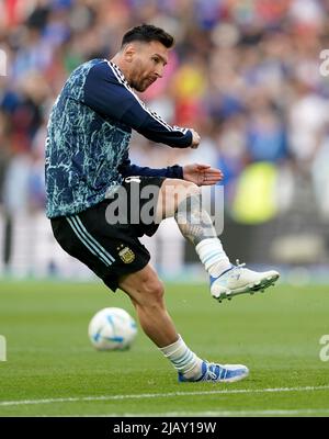 Argentina’s Lionel Messi warms up ahead of the Finalissima 2022 match at Wembley Stadium, London. Picture date: Wednesday June 1, 2022. Stock Photo