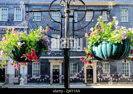 London, UK. 01st June, 2022. Bunting and flags have been put up outside No 10 and No 11 to mark the Jubilee Weekend and celebrate HM the Queen's Platinum Jubilee. Credit: Imageplotter/Alamy Live News Stock Photo