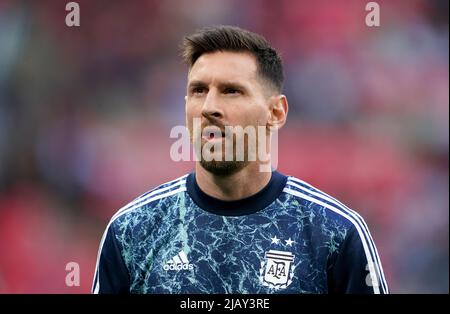 Argentina’s Lionel Messi warms up ahead of the Finalissima 2022 match at Wembley Stadium, London. Picture date: Wednesday June 1, 2022. Stock Photo