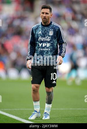 Argentina’s Lionel Messi warms up ahead of the Finalissima 2022 match at Wembley Stadium, London. Picture date: Wednesday June 1, 2022. Stock Photo