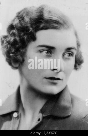 Lady Alice Montagu Douglas Scott. September 22, 1935. (Photo by Dorothy Wilding) Stock Photo