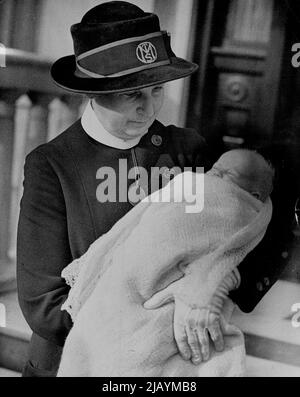 First Pictures of the Baby Daughter of The Duke and Duchess of Kent. -- The baby Princess photographed as she was taken from 3, Belgrave Square. These are the first pictures of the baby daughter of the Duke and Duchess of Kent, born at Christmas, made when the infant Princess was taken from Belgrave Square to Buckingham Palace for an outing. January 09, 1937. (Photo by Kosmos) Stock Photo