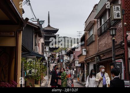 Gojozaka, a street running from east to west in the vicinity of Kiyomizu-dera, in morning. There is a Yasaka-no-to Pagoda (Hokaiji Temple) in distance Stock Photo