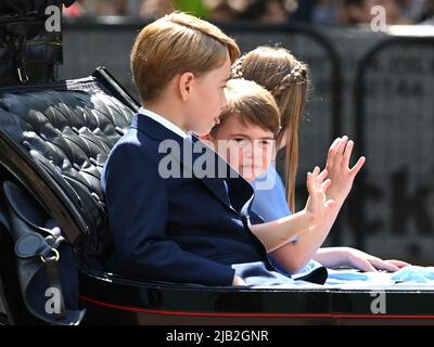 June 2nd, 2022. London, UK. Prince George, Princess Charlotte and Prince Louis riding in a carriage during Trooping the Colour, part of the Platinum Jubilee celebrations. Credit: Doug Peters/EMPICS/Alamy Live News Stock Photo