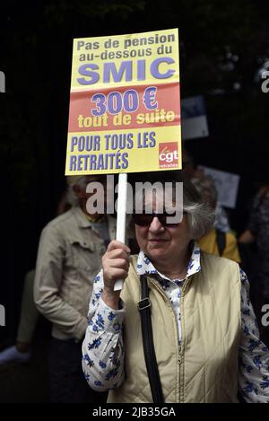 Demonstration of the CGT pensioners for the devaluation of the pension, in Paris, France on June 2, 2022. Photo by Patrice Pierrot/ABACAPRESS.COM Stock Photo