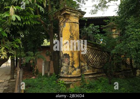 Dhaka, Bangladesh. 31st May, 2022. Dhaka Gate at Dhaka University area also known as Mir Jumla's Gate or Ramna Gate, a monument believed to be built by Mir Jumla II and enlisted as one of the oldest Mughal architectures in Dhaka. This gate is considered as one of the integral parts of the history of Dhaka. (Credit Image: © Md Manik/SOPA Images via ZUMA Press Wire) Stock Photo