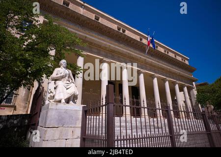 Palace of justice of aix en provence hi-res stock photography and ...