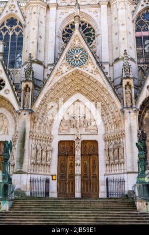 Nancy, France - 1 June, 2022: view of the Cordeliers Church door in the historic city center of Nancy Stock Photo