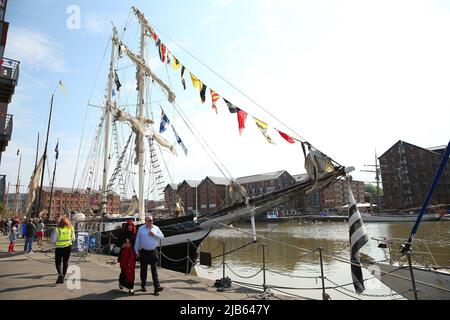 Gloucester, UK, 3rd June, 2022. UK Weather. Beautiful day for a walk around the Gloucester Quays as the Tall Ships event opens for the Queen's Platinum Jubilee weekend. Credit: Gary Learmonth Alamy / Live News Stock Photo