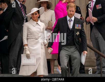 Prince Harry and Meghan the Countess of Sussex attend a service of Thanksgiving for the Queen's Platinum Jubilee at St Pauls Cathedral Stock Photo