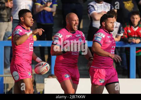 Warrington, UK. 03rd June, 2022. Warrington, UK. 03rd June, 2022. David Fusitu'a #2 of Leeds Rhinos celebrates his try and makes the score 0-4 in Warrington, United Kingdom on 6/3/2022. (Photo by James Heaton/News Images/Sipa USA) Credit: Sipa USA/Alamy Live News Credit: Sipa USA/Alamy Live News Stock Photo