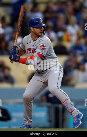 New York Mets first basemen Pete Alonso (20) waits for the pitch during a  MLB regular season game between the Los Angeles Dodgers and New York Mets,  F Stock Photo - Alamy
