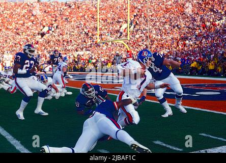 John Elway, Denver Broncos quarterback in 1998 Superbowl Stock Photo - Alamy