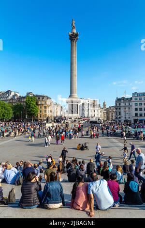 2 June 2022 - Crowds gathered in Trafalgar Square during Queen's Platinum Jubilee Weekend celebrations, London, UK Stock Photo