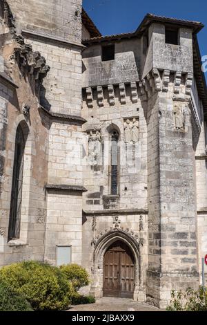 Eglise fortifiée Saint astier Stock Photo