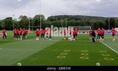 PONTYCLUN, WALES - 04 JUNE 2022: Wales team during a training session at the vale resort ahead of the 2022 FIFA World Cup play-off final v Ukraine at the Cardiff City Stadium on the 5th of June.  (Pic by John Smith/FAW) Stock Photo