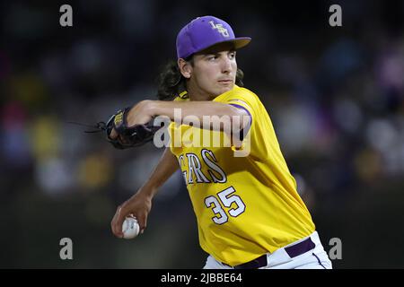 Jun 6, 2022: LSU pitcher Paul Gervase (35) pitches during a college ...