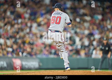 Atlanta Braves' Jesse Chavez throws to the Texas Rangers in the