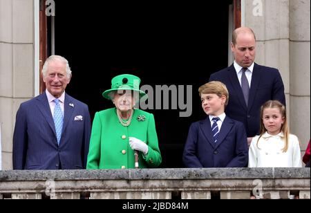 the-prince-of-wales-queen-