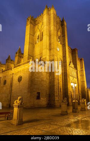 Cathedral of the city of Avila (World Heritage Site by UNESCO) illuminated at night. Castilla y Leon. Spain Stock Photo