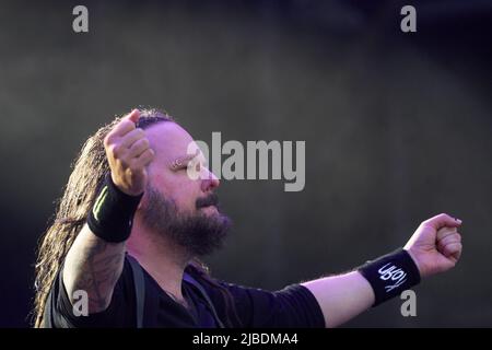 Rhineland-Palatinate, Nürburg: 05 June 2022, Jonathan Davis, singer of the Californian rock band 'Korn' performs on the main stage of the 'Rock am Ring' festival. The festival is sold out with 90,000 visitors. Photo: Thomas Frey/dpa Stock Photo