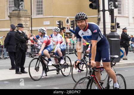 London UK, 5th June 2022. The pageant for the Queen Elizabeth II’s Platinum Jubilee celebration in central London. Large Crowds line the street along the Mall and Whitehall in Westminster.  Credit: glosszoom/Alamy Live News Stock Photo