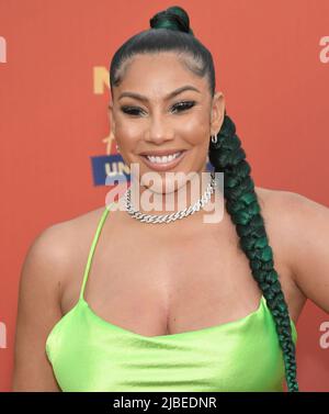 Los Angeles, USA. 02nd June, 2022. Bridget Kelly arrives at the 2022 MTV Movie & TV Awards: UNSCRIPTED held at the Barker Hangar in Santa Monica, CA on Thursday, ?June 2, 2022. (Photo By Sthanlee B. Mirador/Sipa USA) Credit: Sipa USA/Alamy Live News Stock Photo