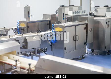 Fully automated assembly line production line equipment for food ...
