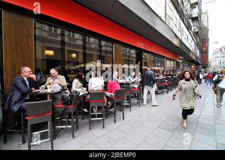 Vatra café on the busy Ferhadija (pedestrian) Street in Sarajevo, Bosnia & Herzegovina. Stock Photo